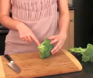 How to Cut Broccoli How to Cut Broccoli