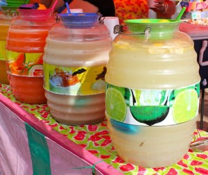 Vitroleros: Party Drink Jugs Vitroleros: Party Drink Jugs