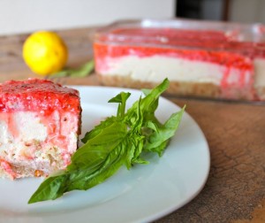 Raw Strawberry Basil Cheesecake Raw Strawberry Basil Cheesecake