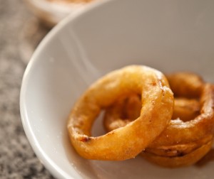 Onion Rings in Tempura-Beer Batter Onion Rings in Tempura-Beer Batter