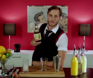 Video: Scarlett Johansson Whiskey Sour Cocktail Video: Scarlett Johansson Whiskey Sour Cocktail