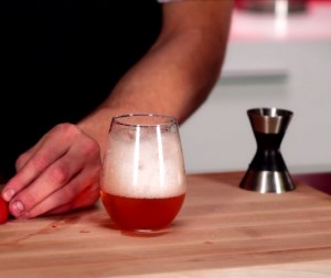 Video: The Roger Federer Wimbledon Cocktail Video: The Roger Federer Wimbledon Cocktail